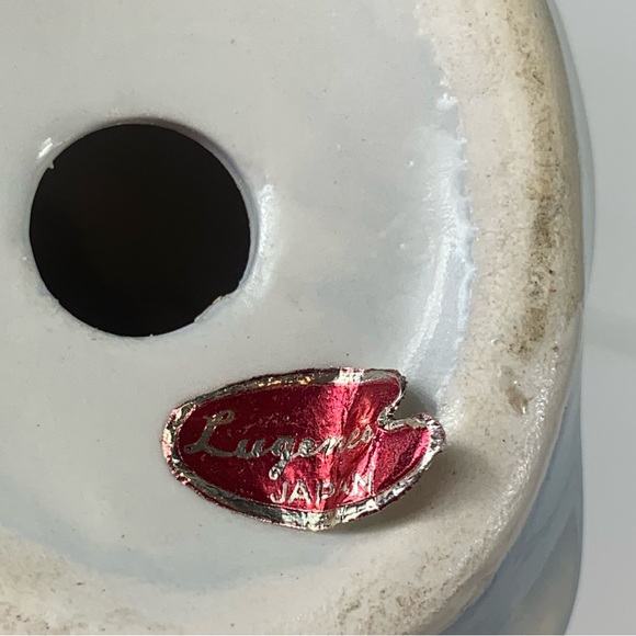 Vintage Enesco Kitchen Prayer Lady Figure Salt Shaker - Picture 5 of 5